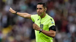 RJ - RIO DE JANEIRO - 29/07/2023 - BRASILEIRO A 2023, FLUMINENSE X SANTOS - O arbitro Rodrigo Jose Pereira de Lima durante partida entre Fluminense e Santos no estadio Maracana pelo campeonato Brasileiro A 2023. Foto: Thiago Ribeiro/AGIF