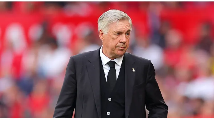 Carlo Ancelotti, técnico do Real Madrid, fala sobre as saídas de grandes ídolos da equipe em entrevista. Foto: Fran Santiago/Getty Images
