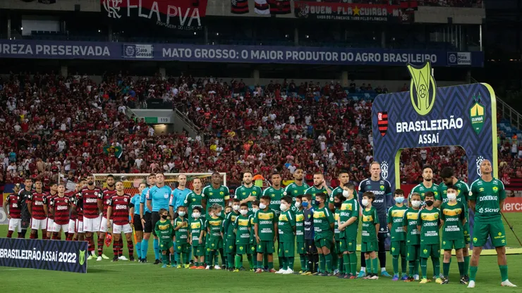Partida entre Cuiabá e Flamengo do ano passado, com torcida do Mengo ao fundo