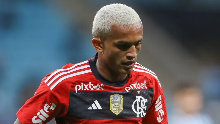 Foto: Pedro H. Tesch/AGIF - Wesley é titular do Flamengo