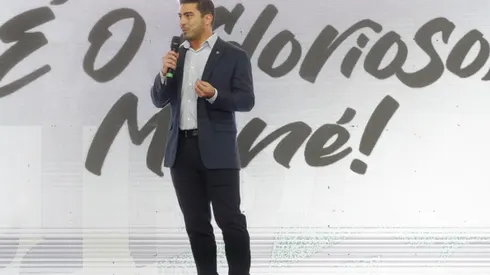 Foto: Vitor Silva/Botafogo- Thairo Arruda fala sobre metas de vendas da camisa