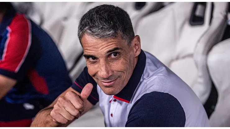 Vojvoda, técnico do Fortaleza, durante partida contra o Aguia de Maraba na Arena Castelão pela Copa do Brasil 2023. Foto: Lucas Emanuel/AGIF