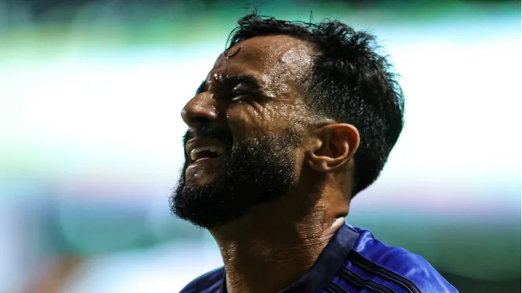 MG - BELO HORIZONTE - 06/05/2023 - BRASILEIRO A 2023, CRUZEIRO X SANTOS - Henrique Dourado jogador faz sua estreia no Cruzeiro durante partida contra o Santos no estadio Independencia pelo campeonato BRASILEIRO A 2023. Foto: Gilson Junio/AGIF