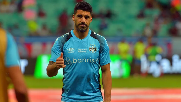Foto: Walmir Cirne/AGIF - Suárez: atacante e diretoria do Grêmio fecharam acordo