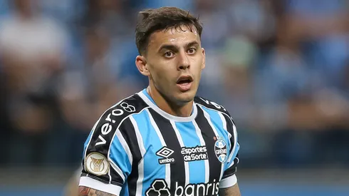 Carballo em ação pelo Grêmio - Foto: Pedro H. Tesch/AGIF