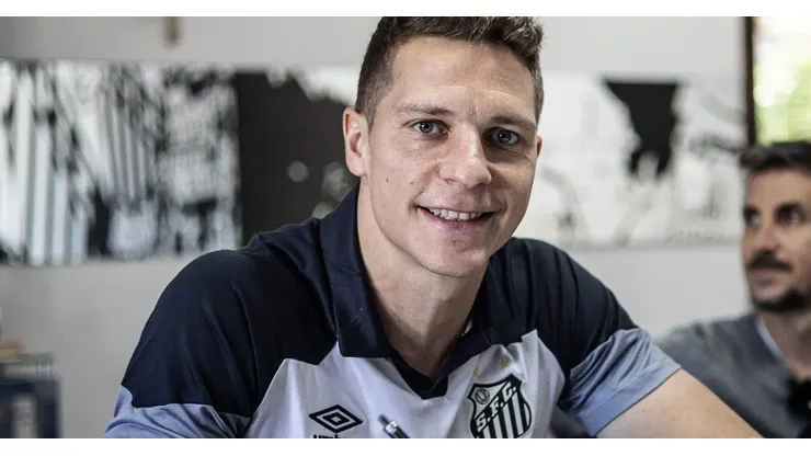 Foto: Raul Baretta/ Santos FC - Julio Furch é um dos reforços do Santos