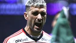 Alvo do Santos, Brian Rodríguez é parceiro de Arrascaeta (foto) na seleção do Uruguai