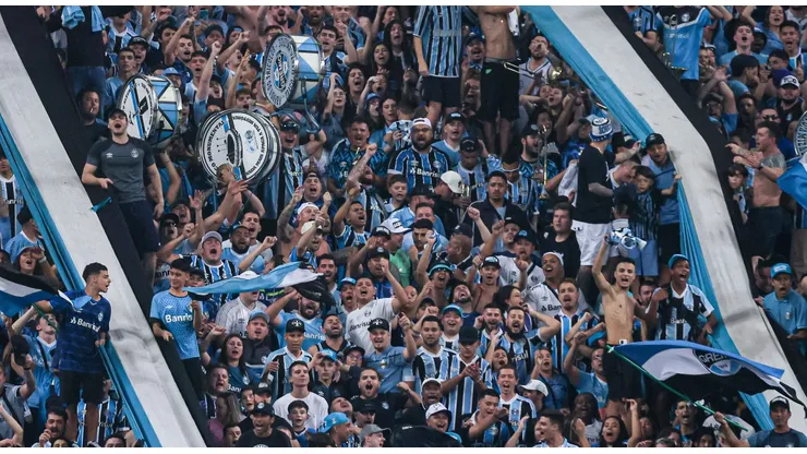 Torcida do Gremio durante partida contra o Flamengo na Copa do Brasil na Arena do Gremio. Foto: Maxi Franzoi/AGIF