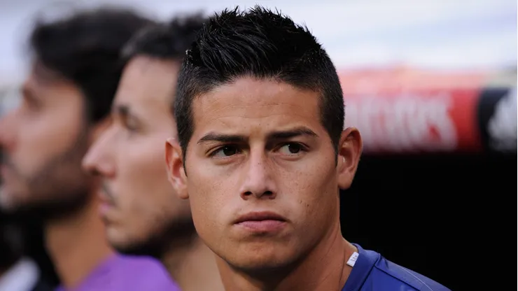 MADRID, SPAIN - AUGUST 27: James Rodriguez of Real Madrid looks on from the bench before the La Liga match between Real Madrid CF and RC Celta de Vigo at Estadio Santiago Bernabeu on August 27, 2016 in Madrid, Spain. (Photo by Denis Doyle/Getty Images)