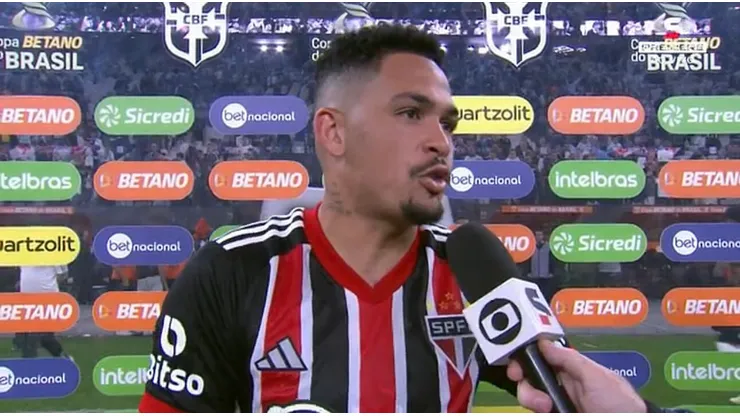 TC: EITA! Ele falou isso do Gabigol AO VIVO: Luciano fala sobre o 10 do Mengão - Foto: Reprodução/Premiere