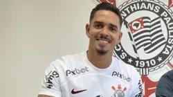 Zagueiro Lucas Veríssimo em sua chegada ao Corinthians - Foto: Olavo Guerra/Agência Corinthians