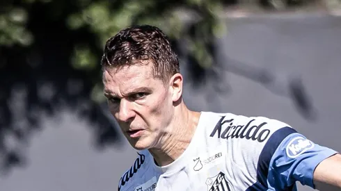 Foto: Divulgação Flickr Santos/Raul Baretta - Julio Furch joga limpo no Santos