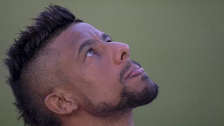 Léo Moura durante sua última coletiva de imprensa como jogador do Flamengo, no CT Ninho do Urubu
