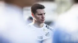 QUANDO? Julio Furch tem possível data de estreia revelada no Santos - Foto: Raul Barletta/Santos FC
