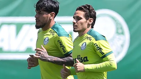 Foto: Fabio Menotti/Palmeiras/Divulgação - Gómez e Veiga: jogadores do Palmeiras está em alta no mercado da bola