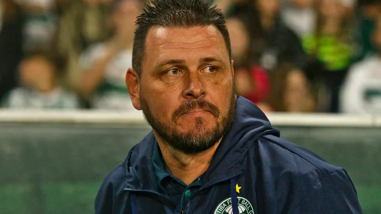 Foto: Gabriel Machado/AGIF - Thiago Kosloski: técnico interino do Coritiba abriu o jogo