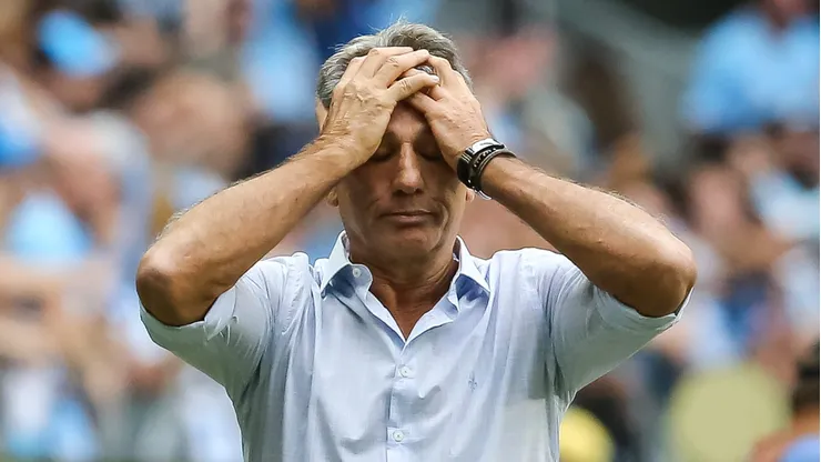 Foto: Pedro H. Tesch/AGIF - Renato Gaucho, tecnico do Gremio, durante partida contra o Caxias no estadio Arena do Gremio pelo campeonato Gaucho 2023.