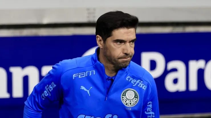 Foto: Marcello Zambrana/AGIF - Abel Ferreira, do Palmeiras, foi criticado.