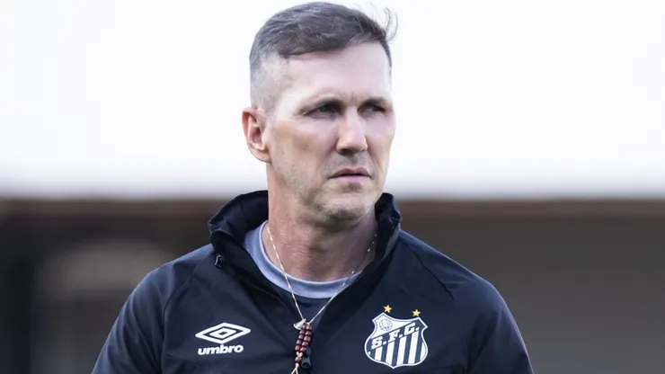 Foto: Abner Dourado/AGIF - Turra: técnico abriu o jogo em entrevista coletiva