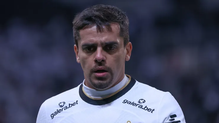 Foto: Marcello Zambrana/AGIF - Fagner saiu em defesa do companheiro de Corinthians.