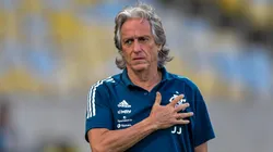 Foto: Thiago Ribeiro/AGIF - Jorge Jesus tecnico do Flamengo durante partida contra o Portuguesa no estadio Maracana pelo campeonato Carioca 2020.