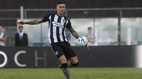 Sampaio e +1 são criticados após empate do Botafogo