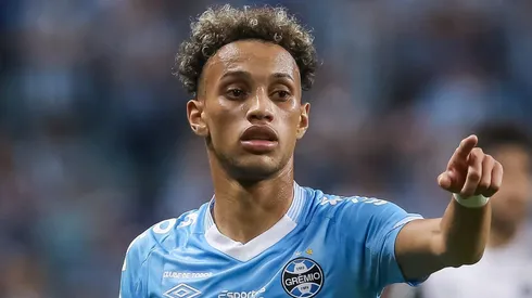 Foto: Pedro H. Tesch/AGIF - Bitello é um dos grandes nomes do Grêmio