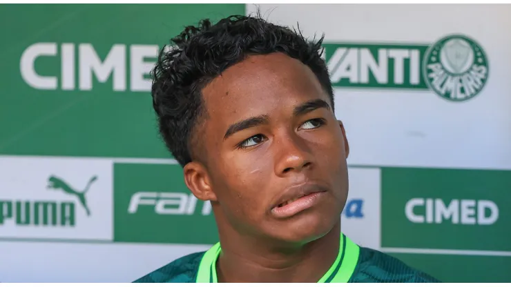 Endrick, do Palmeiras, durante partida contra o Botafogo no Allianz Parque pelo Campeonato Brasileiro 2023. Foto: Marcello Zambrana/AGIF