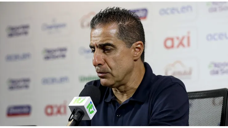 Renato Paiva, treinador do Bahia, em coletiva após empate contra o Corinthians pelo Brasileirão. Foto: Flickr oficial Bahia/Felipe Oliveira