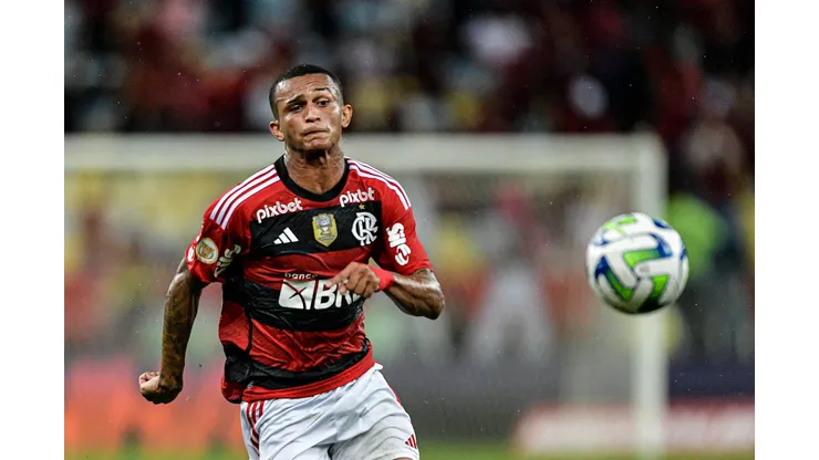 Thiago Ribeiro/AGIF - Wesley pode deixar o Mengáo em meio a críticas