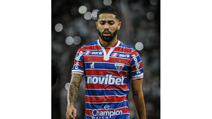 Calebe jogador do Fortaleza - Foto: Kely Pereira/AGIF