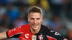PACHUCA, MEXICO - MAY 29: Julio Furch of Atlas celebrates after scoring his team's first goal during the final second leg match between Pachuca and Atlas as part of the Torneo Grita Mexico C22 Liga MX at Hidalgo Stadium on May 29, 2022 in Pachuca, Mexico. (Photo by Manuel Velasquez/Getty Images)