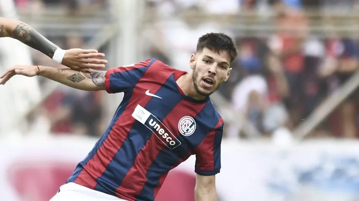 Foto: Rodrigo Valle/Getty Images - Martegani em ação pelo San Lorenzo