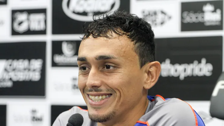 SP - Santos - 05/06/2019 - Coletiva Diego Pituca, do Santos Futebol Clube - Coletiva do meio campo Diego Pituca, do Santos Futebol Clube, no CT Rei Pele. Foto: Fernanda Luz/AGIF