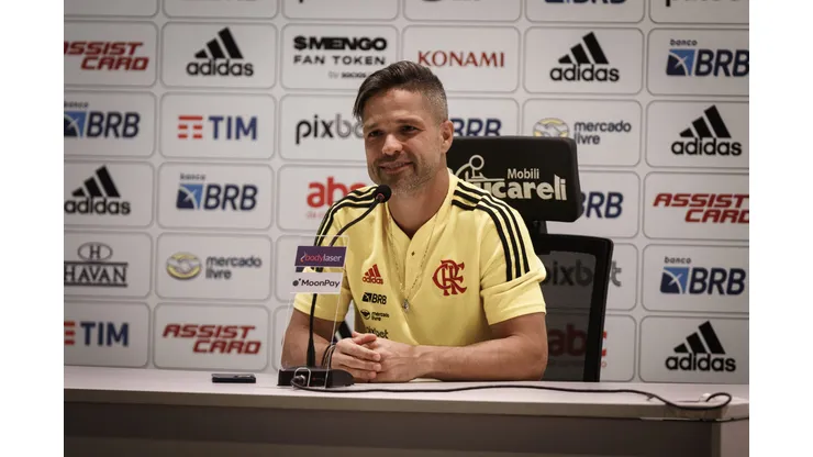 Foto: Joao Gabriel Alves/AGIF- Diego Ribas monta time com os 11 melhores com quem já jogou