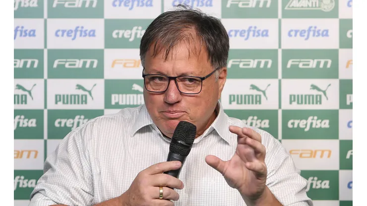 Anderson Barros não se saiu bem com as palavras e deu a entender que pode ter entregado de bandeja reforço pedido por Abel no Palmeiras
