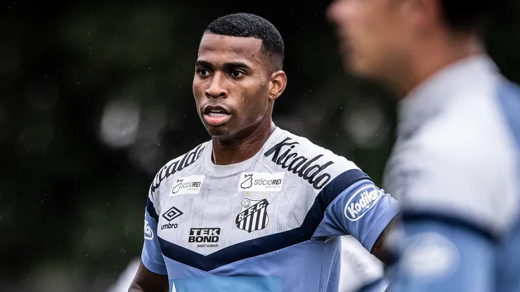Foto: Raul Baretta/ Santos FC - Jean Lucas está regularizado no BID e deve ser titular contra o Botafogo
