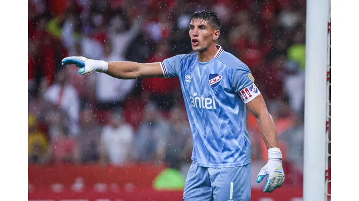 Foto: Maxi Franzoi/AGIF- Sergio Rochet é o oitavo goleiro estrangeiro a jogar no clube
