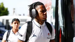 SAN LUIS POTOSI, MEXICO - MAY 11: Abel Hernandez of Atletico San Luis arrives prior the quarterfinals first leg match between Atletico San Luis and Pachuca as part of the Torneo Grita Mexico C22 Liga MX at Estadio Alfonso Lastras on May 11, 2022 in San Luis Potosi, Mexico. (Photo by Leopoldo Smith/Getty Images)