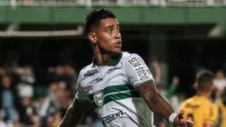 Manga é o artilheiro do Coxa em 2023