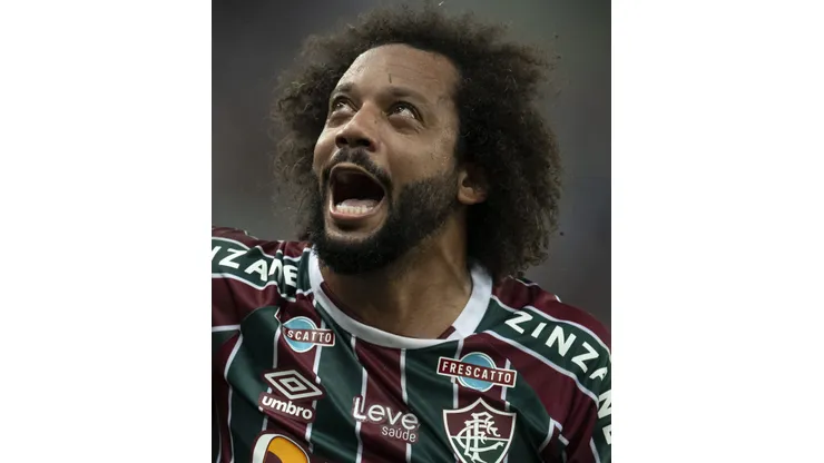 RJ - RIO DE JANEIRO - 16/07/2023 - BRASILEIRO A 2023, FLUMINENSE X FLAMENGO - Marcelo jogador do Fluminense durante partida contra o Flamengo no estadio Maracana pelo campeonato Brasileiro A 2023. Foto: Jorge Rodrigues/AGIF
