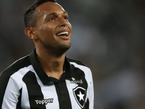 Ex-Botafogo, Gilson Nascimento se despede dos gramados após carreira vitoriosa
