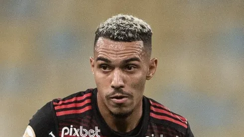Matheuzinho, em ação pelo Flamengo - Matheuzinho, jogador do Flamengo -Foto: Thiago Ribeiro/AGIF