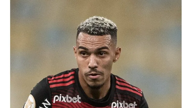 Matheuzinho, em ação pelo Flamengo - Matheuzinho, jogador do Flamengo -Foto: Thiago Ribeiro/AGIF