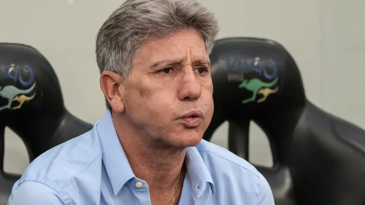 Renato Gaúcho tenta contratação de um camisa 5, porém Galo de Felipão está na frente para fechar negócio na janela