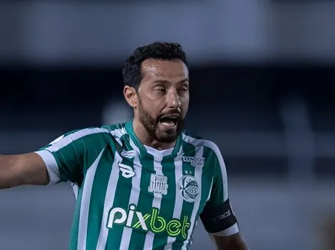 Nenê dá entrevista no Juventude e torcida do Vasco se agita