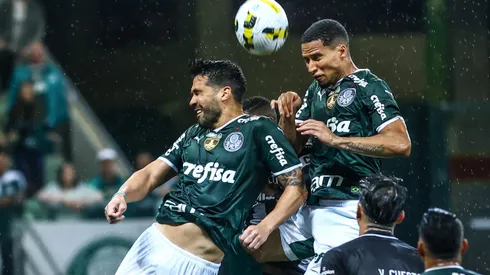 Companheiro de Gustavo Gómez recebe oferta da Rússia e comunica desejo de deixar o Palmeiras