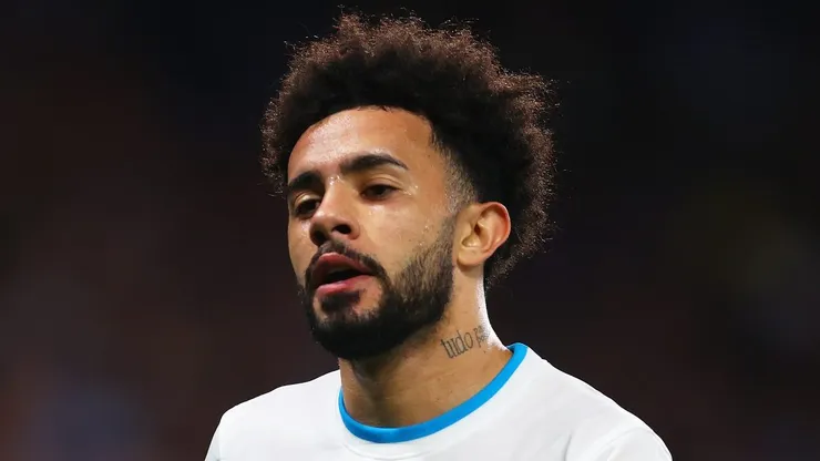 LONDON, ENGLAND - SEPTEMBER 14: Claudinho of Zenit St. Petersburg looks on during the UEFA Champions League group H match between Chelsea FC and Zenit St. Petersburg at Stamford Bridge on September 14, 2021 in London, England. (Photo by Clive Rose/Getty Images)