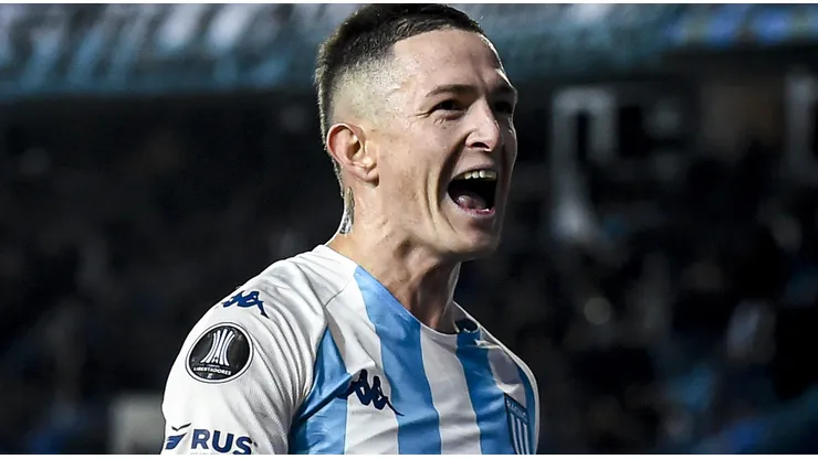 Aníbal Moreno não jogou ontem pelo Racing pela Copa Argentina e acendeu mistério no Palmeiras