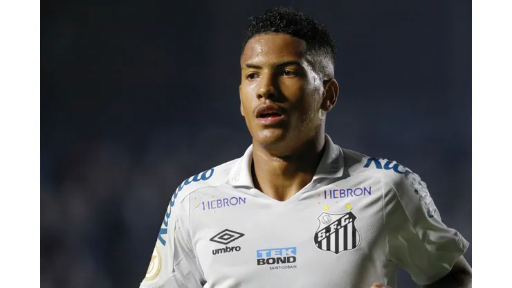 Foto: Ricardo Moreira/Getty Images - Ângelo é uma das maiores vendas do Santos